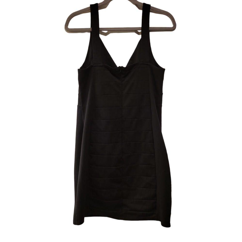 American Eagle, Little Black Dress, Sleeveless, Lined, V-Neck, Women's size XLG - Picture 2 of 3